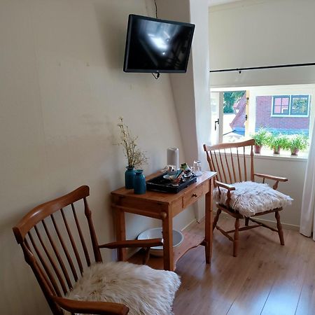 Bed and Breakfast Bij De Friesche Poort Bourtange Habitación foto