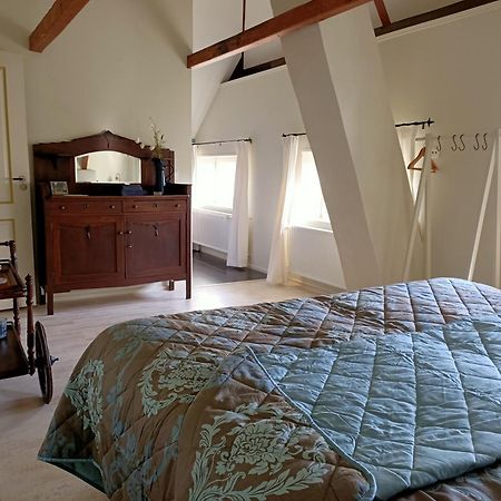 Bed and Breakfast Bij De Friesche Poort Bourtange Habitación foto
